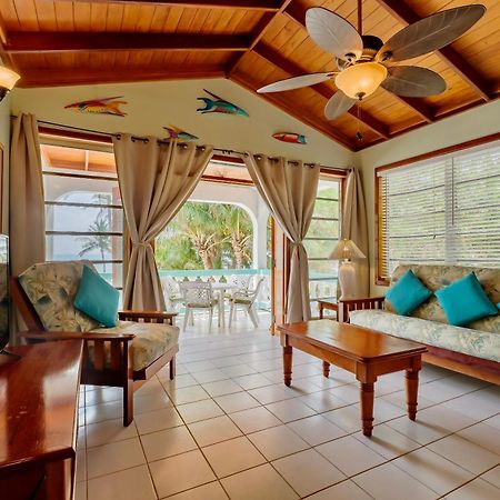 Coral Bay Villas San Pedro  Exterior photo